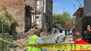 Паника в Истанбул заради земетресението