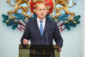 Румен Радев: Въвеждането на единната европейска валута може и трябва да стане с убедителен национален консенсус, а не с пренебрежително незачитане на волята на хората