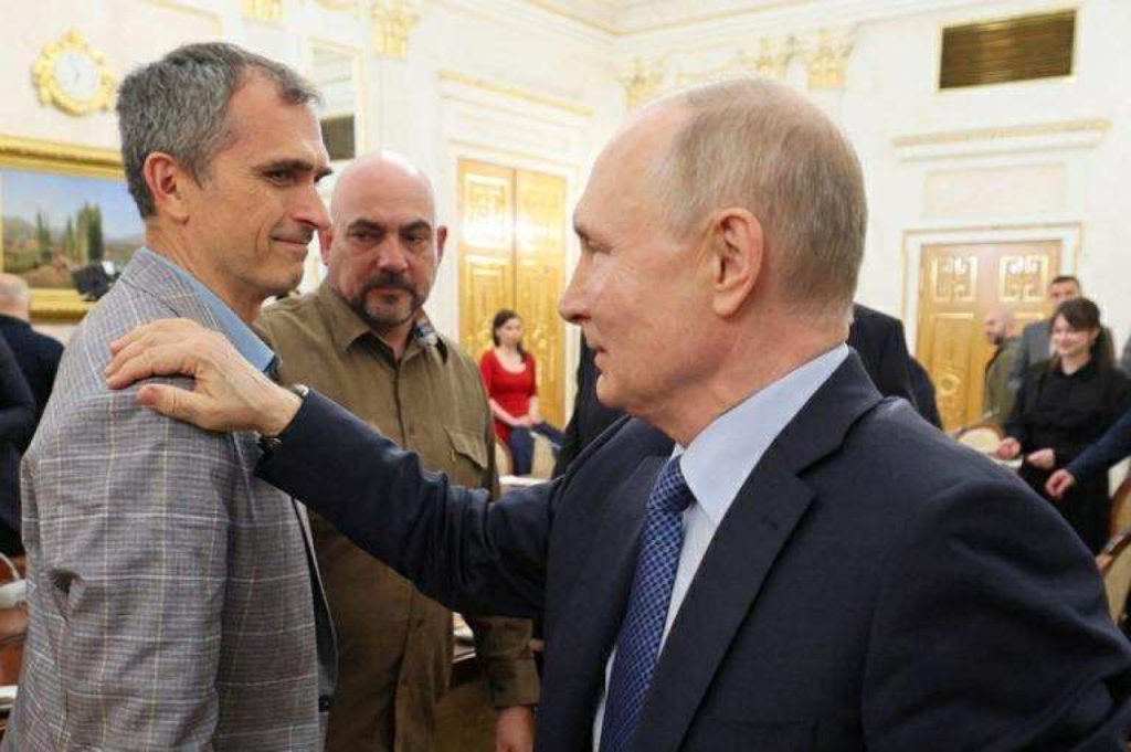 Юрий Подоляка: Русия удари среща на военни с участието на офицери от НАТО в Суми. Съветвам хората да напуснат града