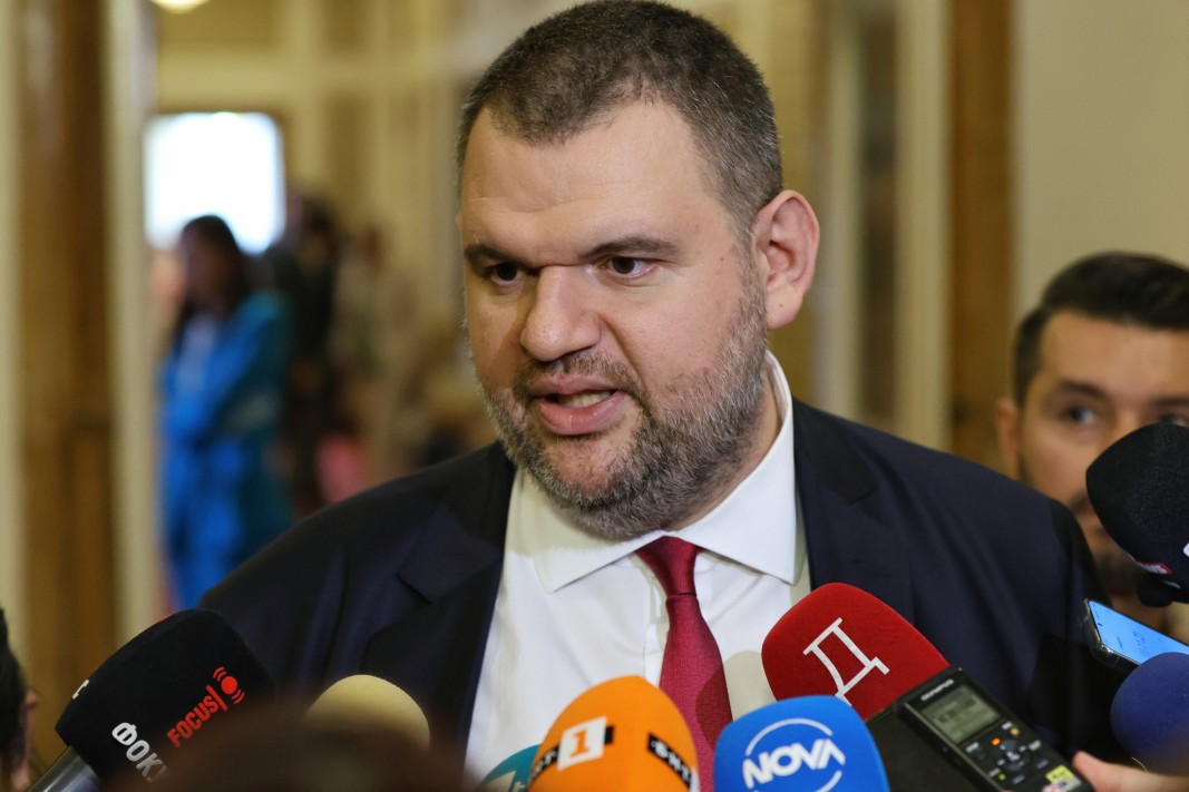 Пеевски: Комисията за противодействие на корупцията трябва да бъде закрита