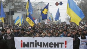 Внушителен протест срещу закон на Зеленски заля улиците на Киев